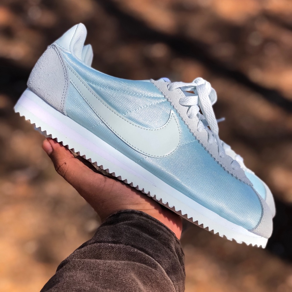 Nike Cortez • Women’s sz 7.5